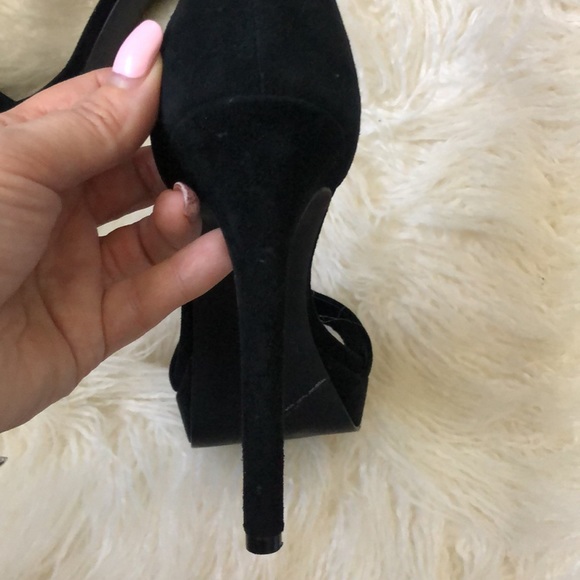Steve Madden Circuit Black Suede Leather Ankle Strap Heels - Picture 4 of 9
